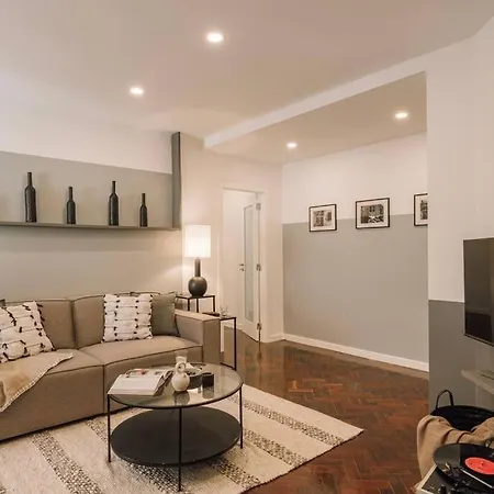 Nistos - 3 Bedrooms In Alvalade Лісабон