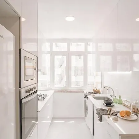 Nistos - 3 Bedrooms In Alvalade Апартаменти *