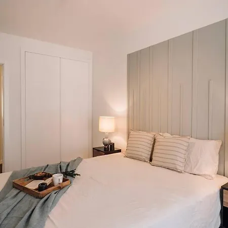 Nistos - 3 Bedrooms In Alvalade * Lisbon