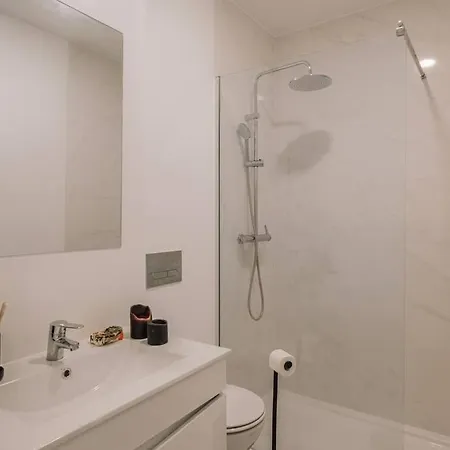 Nistos - 3 Bedrooms In Alvalade リスボン