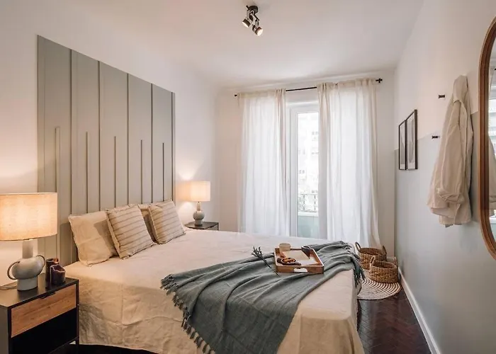 Nistos - 3 Bedrooms In Alvalade Lejlighed